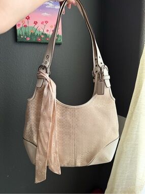 Rare Vintage Y2K cream/white Coach shoulder bag + matching wallet